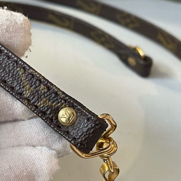 ❤️Louis Vuitton Vintage Strap❤️ - Picture 5 of 7
